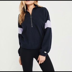 🌼Abercrombie And Fitch Colorblock Sherpa Size M🌼